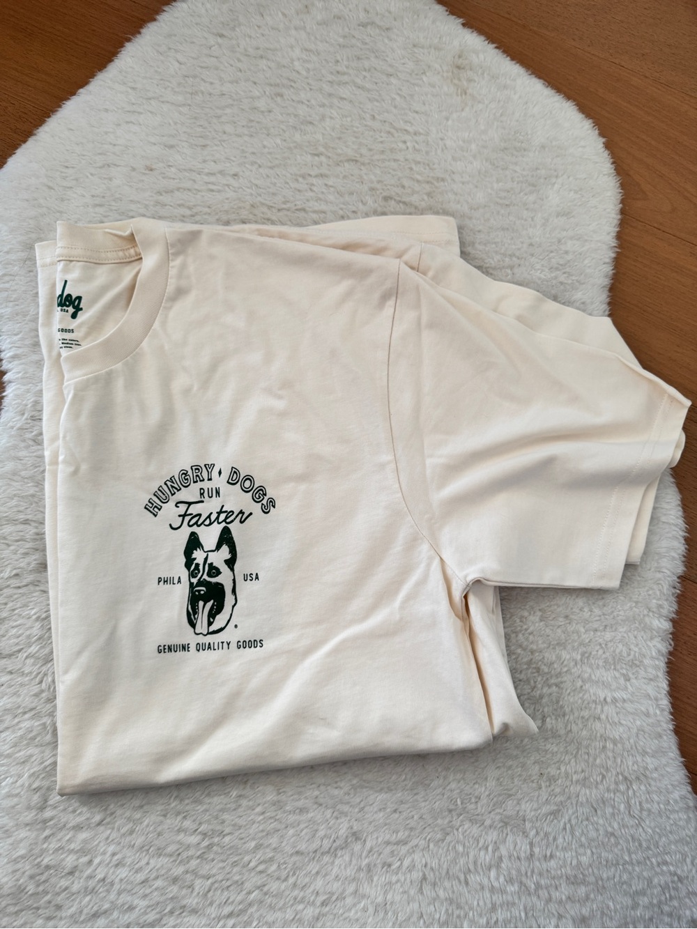 Hungry Dogs Run Faster Cream Graphic Tee - Underdog XXL Philadelphia Eagles